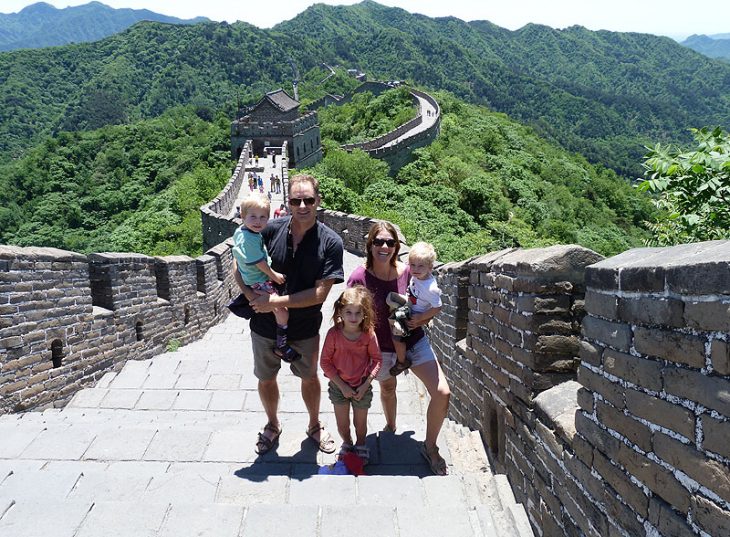 Great wall of china family photo