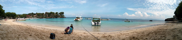 Nusa Lembongan Beach