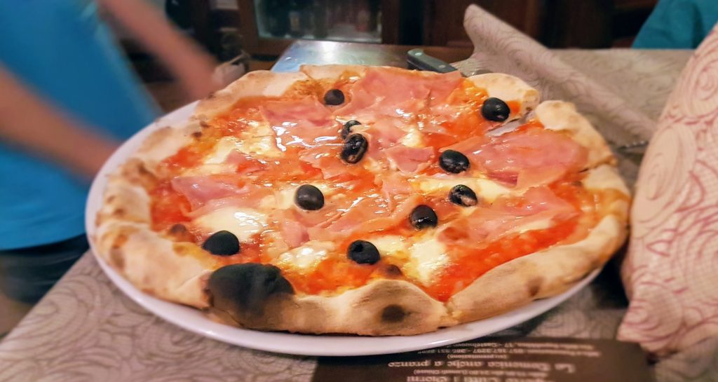 Another Italian pizza